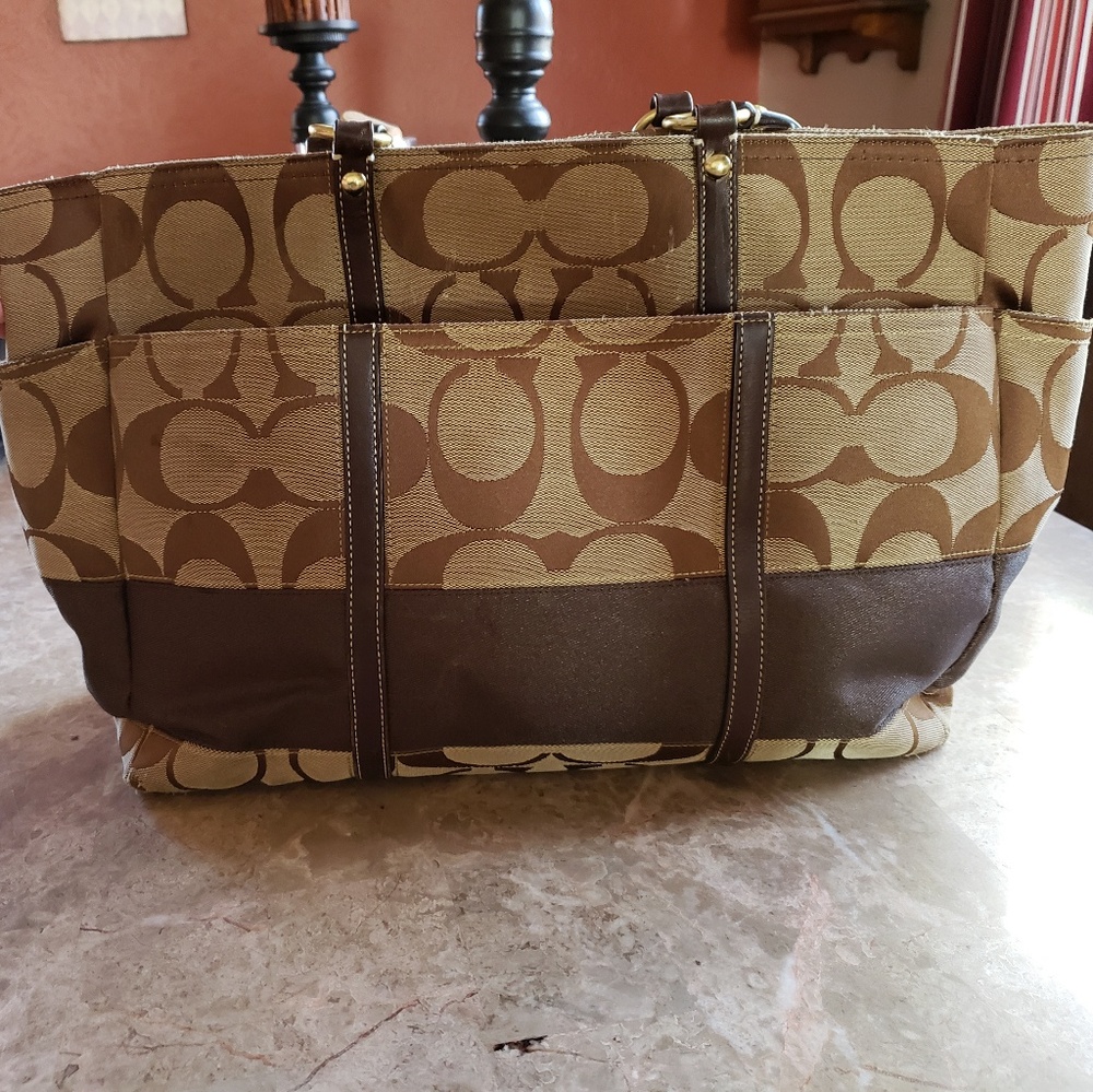 Signature Coach diaper bag/multifunctional tote
